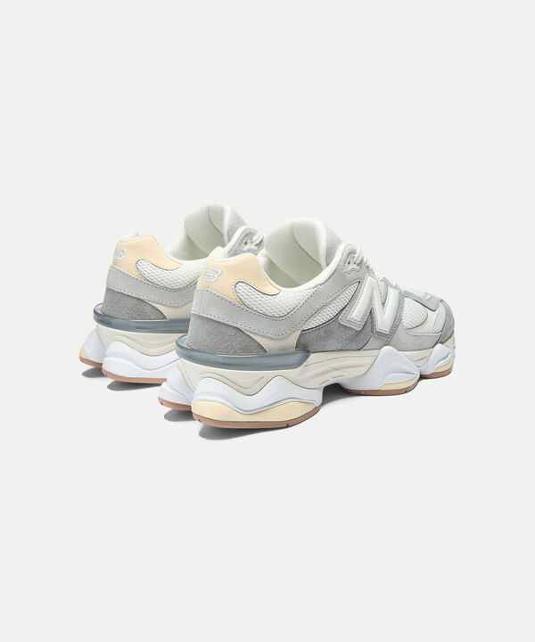 Tenis New Balance Para Mujer Gris